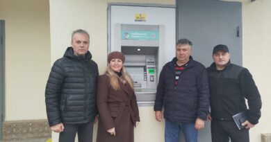 У СЕЛІ КУБЕЙ КУБЕЙСЬКОЇ ГРОМАДИ УРОЧИСТО ВІДКРИЛИ БАНКОМАТ АТ «ОЩАДБАНК» У СЕЛІ КУБЕЙ КУБЕЙСЬКОЇ ГРОМАДИ УРОЧИСТО ВІДКРИЛИ БАНКОМАТ АТ «ОЩАДБАНК»