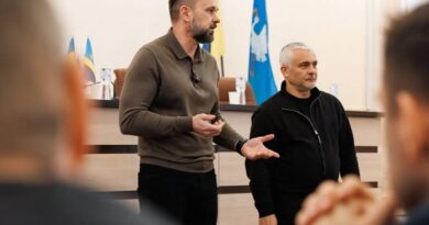 В АРЦИЗІ ОДЕСЬКОЇ ОБЛАСТІ ПРОВЕЛИ РОБОЧУ НАРАДУ ІЗ ПРЕДСТАВНИКАМИ МІСЦЕВИХ ГРОМАД, ГОЛОВАМИ РАЙОНІВ ЗА УЧАСТІ ОЧІЛЬНИКА ОВА ОЛЕГА КІПЕРА