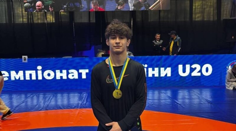 НОВИНИ ГРОМАД:  УРОДЖЕНЕЦЬ АРЦИЗЬКОЇ ГРОМАДИ — ЗНОВУ НА ВЕРШИНІ