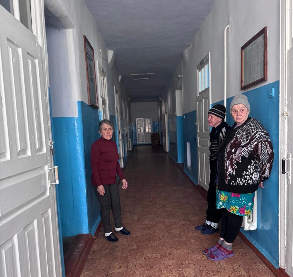 Фото без опису