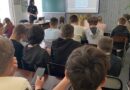 НОВИНИ ГРОМАД: ЮВЕНАЛЬНІ ПОЛІЦЕЙСЬКІ ЗАВІТАЛИ ДО УЧНІВ ЯРОСЛАВІВСЬКОЇ ГІМНАЗІЇ БЕССАРАБСЬКОЇ ГРОМАДИ
