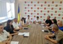 ЩОТИЖНЕВА АПАРАТНА НАРАДА: СОЦІАЛЬНИЙ ЗАХИСТ ДІТЕЙ, СПОРТИВНІ ДОСЯГНЕННЯ ТА ФІНАНСОВА СТАБІЛЬНІСТЬ ГРОМАД