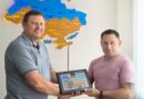 ЄДНІСТЬ, ЯКА НАБЛИЖАЄ ПЕРЕМОГУ: У БОЛГРАДСЬКІЙ РДА ВРУЧИЛИ ПОДЯКУ ВІД ВІЙСЬКОВИХ