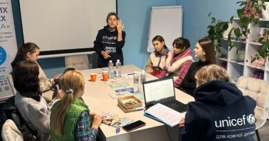 НОВИНИ ГРОМАД: У СІМЕЙНОМУ ЦЕНТРІ «ПОРАДА» В МІСТІ АРЦИЗ ВІДБУЛАСЯ ЗУСТРІЧ ДІВОЧОГО КЛУБУ, ПРИСВЯЧЕНА ТЕМІ «ГЕНДЕРНІ СТЕРЕОТИПИ» НОВИНИ ГРОМАД: У СІМЕЙНОМУ ЦЕНТРІ «ПОРАДА» В МІСТІ АРЦИЗ ВІДБУЛАСЯ ЗУСТРІЧ ДІВОЧОГО КЛУБУ, ПРИСВЯЧЕНА ТЕМІ «ГЕНДЕРНІ СТЕРЕОТИПИ»